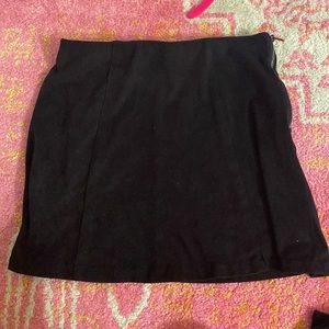 Brandy Melville mini skirt